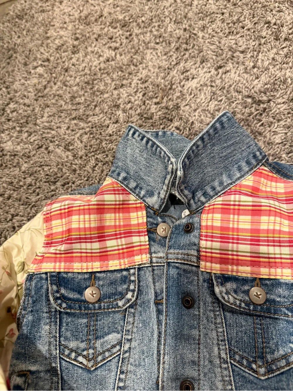 🥗Girls' Denim Patchwork Jacket with Floral Sleeves